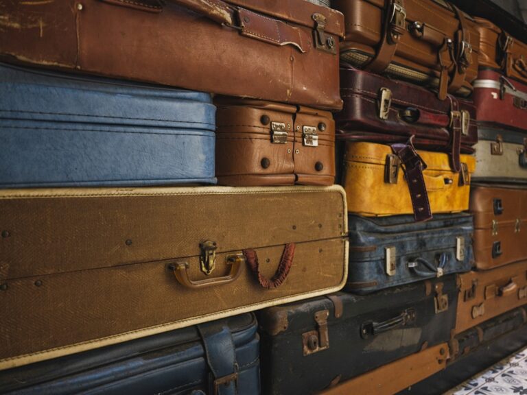 Exploring Different Types of Suitcases: Which is Best?